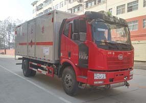 国五解放6.2米10吨防爆车危险品运输车